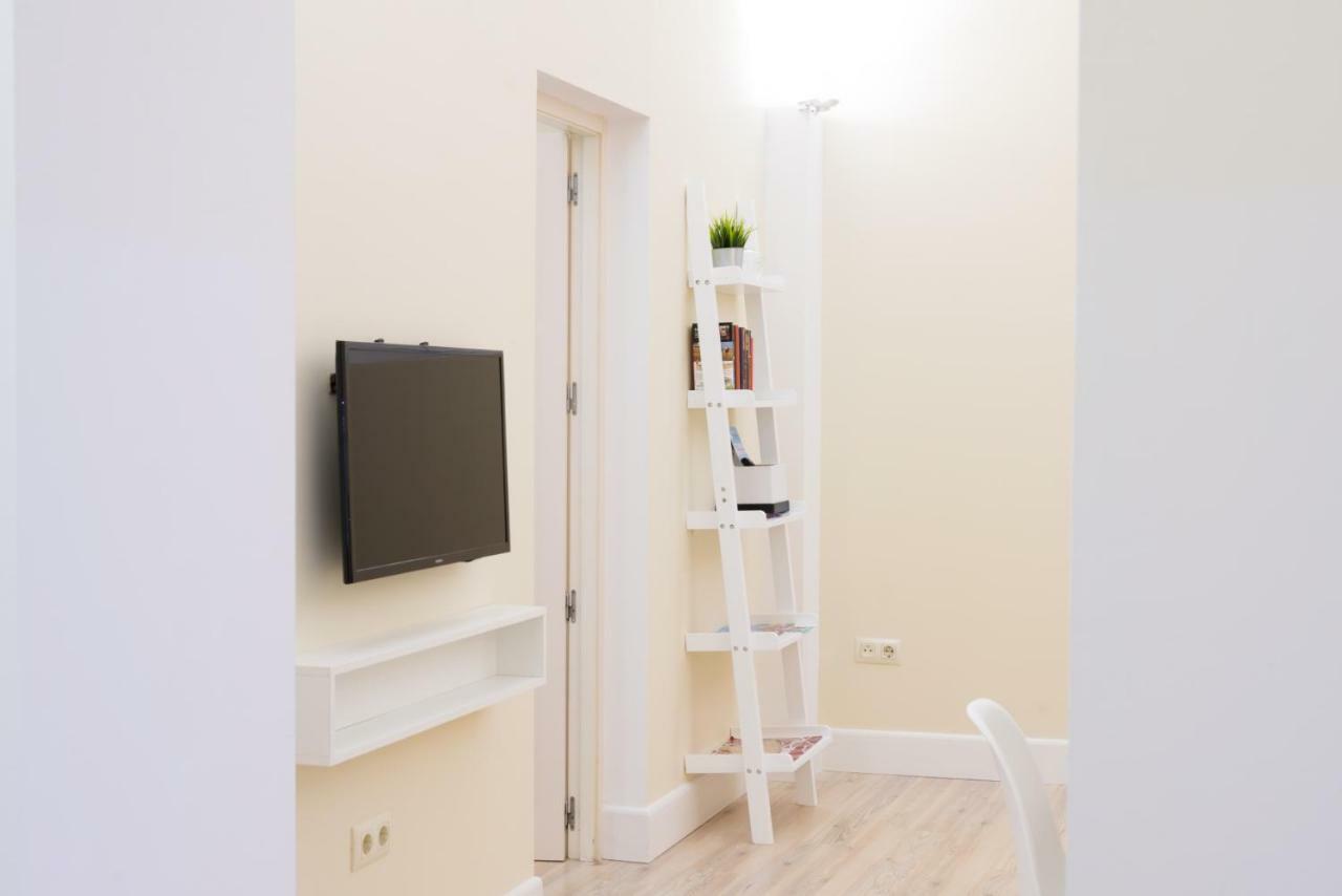 Adama Apartamento Turistico Caces Екстериор снимка