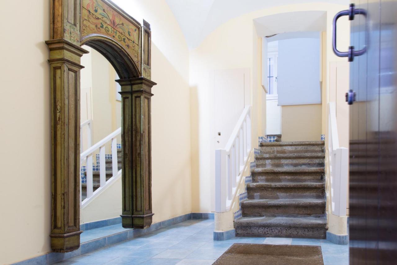 Adama Apartamento Turistico Caces Стая снимка