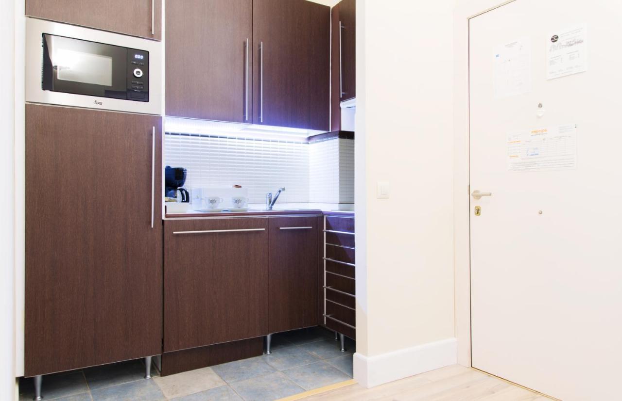 Adama Apartamento Turistico Caces Стая снимка